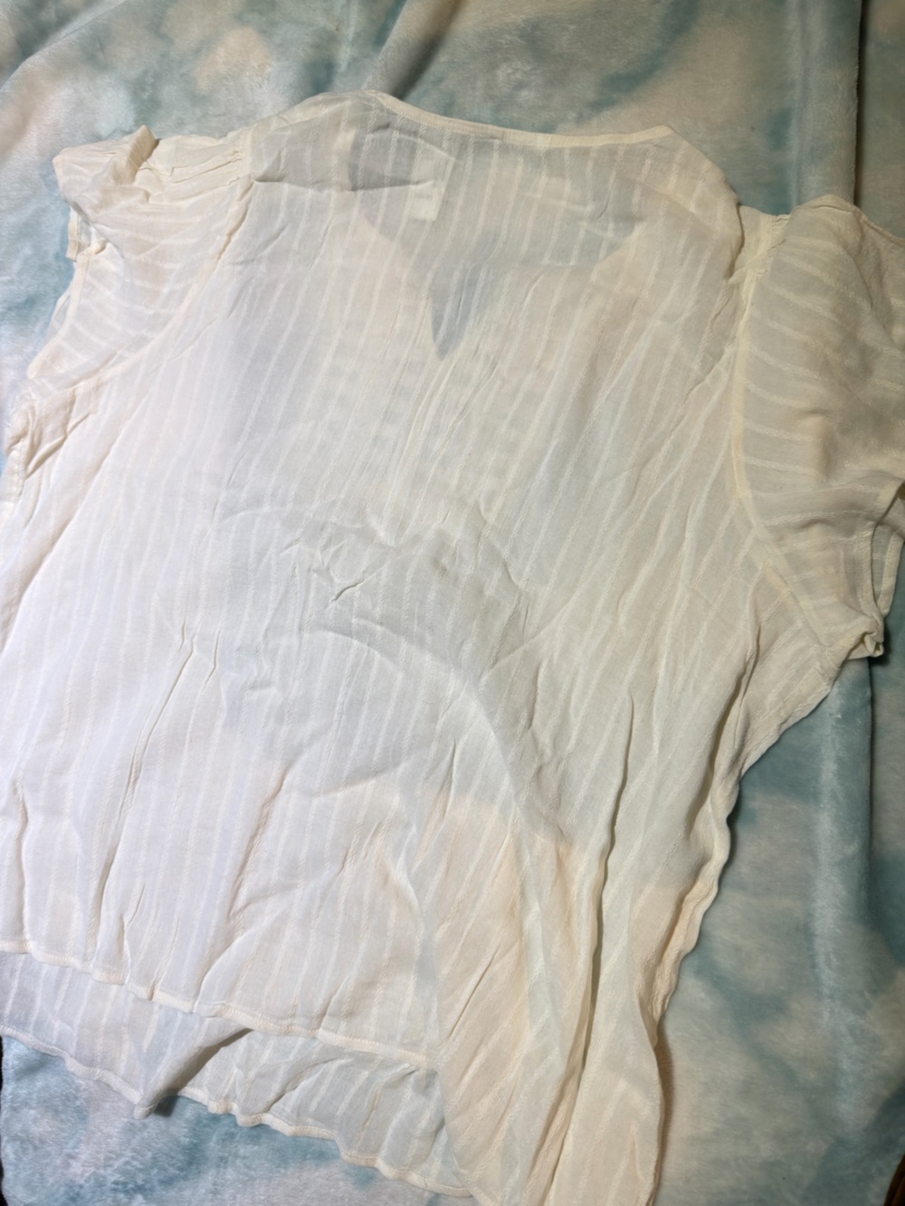 White Top - Picture 3 of 3